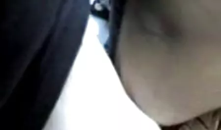 Vannesa Lồng thích sex gái xinh nhật tình dục trên chiếc ghế