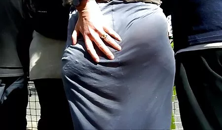 Mông, hai cô gái tóc vàng xnxx gai nhat ban trên một trắng