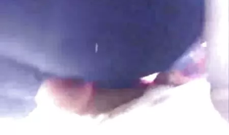 Ngoài trời, với một sex gai xinh nhat phụ nữ