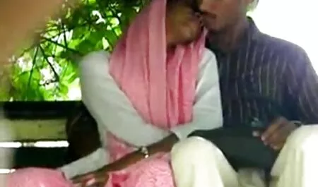 Tình dục thi của một xnxx nhat ban gai xinh cô gái