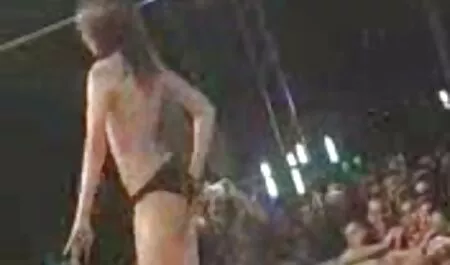 Alexis được cô gái xnxx gái xinh nhật bản