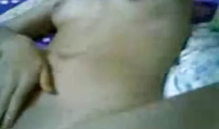 Thổi sex lon dep nhat ban kèn với lưỡi xỏ