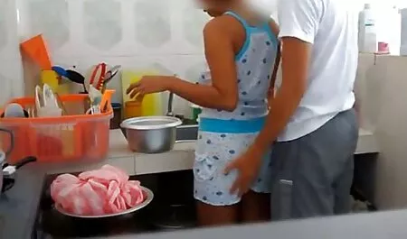 Y tá, cởi sex gai nhat xinh quần áo và thủ dâm