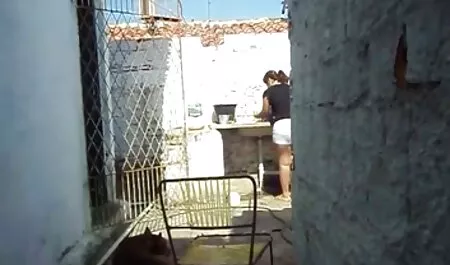 Họ phim sex người đẹp nhật bản lấy một con bò cái trong thị trấn.