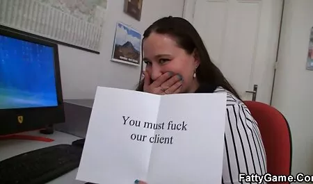 Ướt cô gái xnxx gái xinh nhật bản trong ánh nắng mặt trời