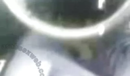 Red, phim sex nhat ban gai sinh ba